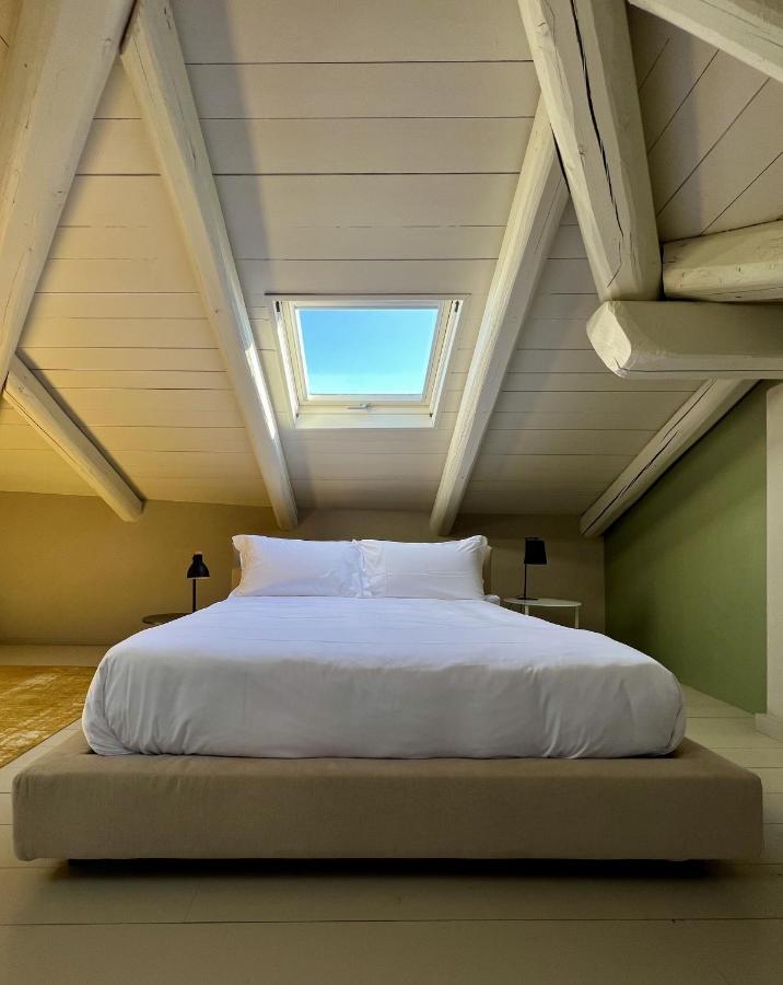 Luxury Langhe Loft Lejlighed La Morra Eksteriør billede
